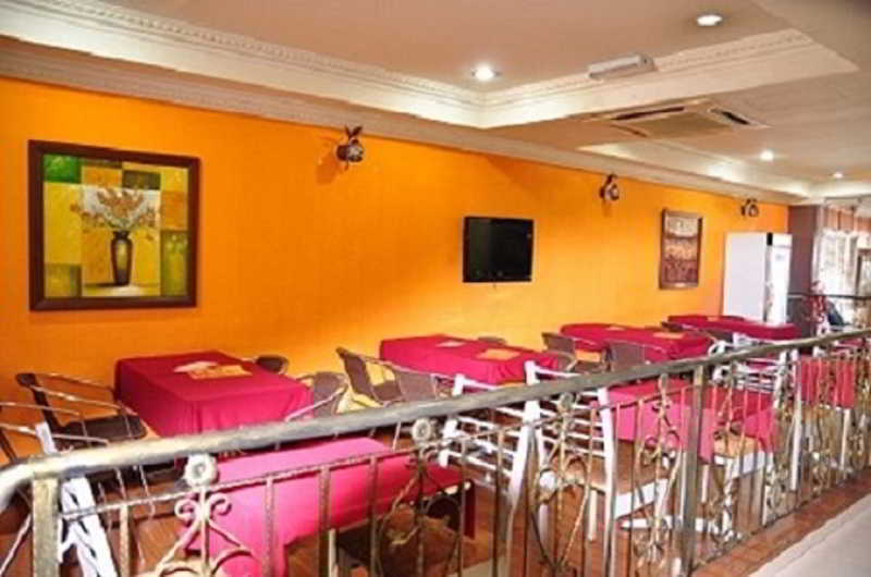 Oyo 103 V'La Garden Hotel Kuala Lumpur Exterior foto